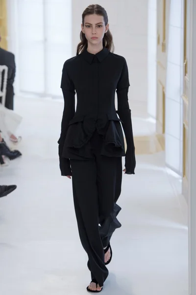 Look 14